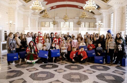 A Million for Dreams: How the "Iron Family" Created a Holiday for the Children of Fallen Heroes