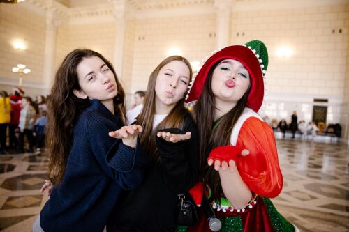 A Million for Dreams: How the "Iron Family" Created a Holiday for the Children of Fallen Heroes