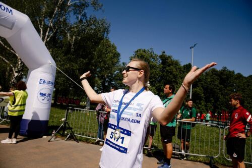 "Starting on Schedule" is a race that brought together hundreds of railway workers from different corners of Ukraine to support their colleagues.