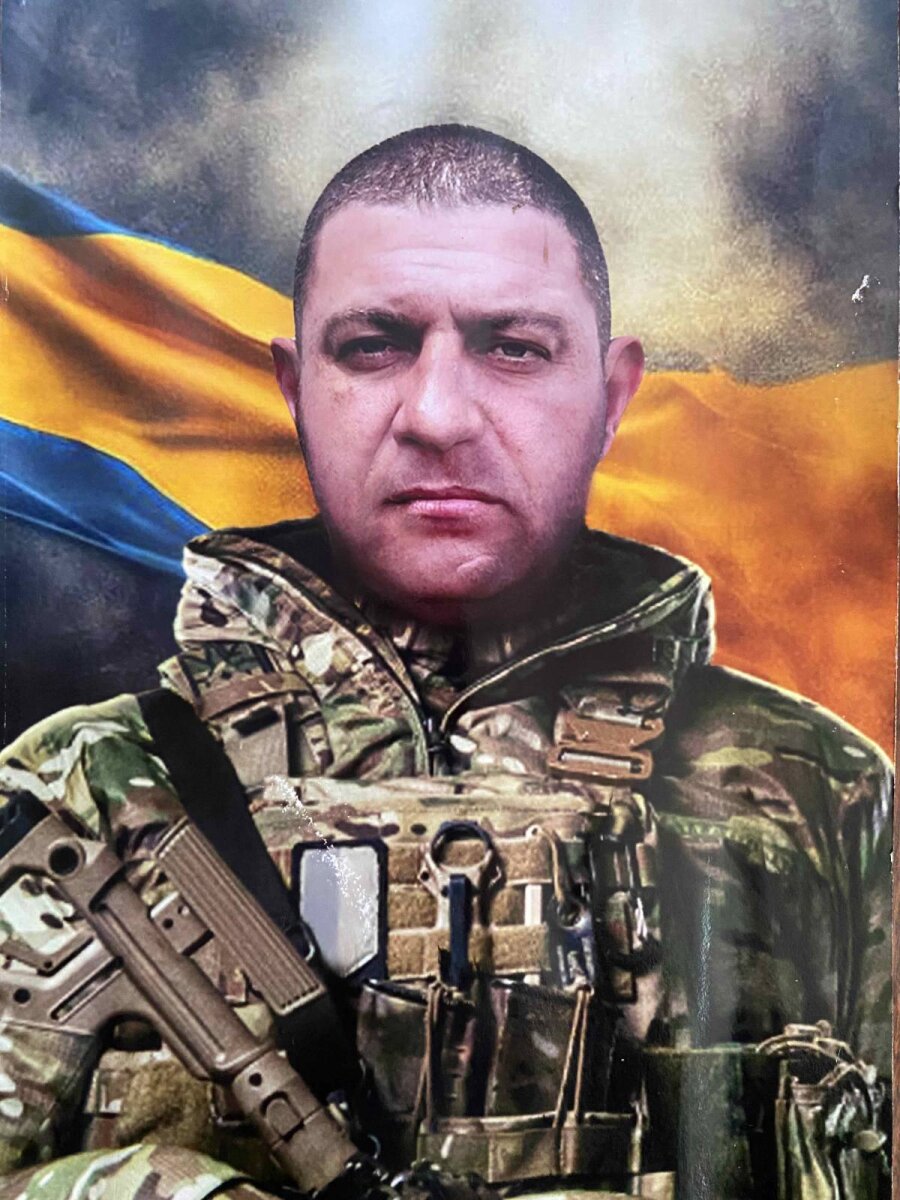 Микола ДЕРЕВ'ЯНКО