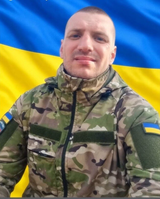 Юрій ІВАНИЩІВ