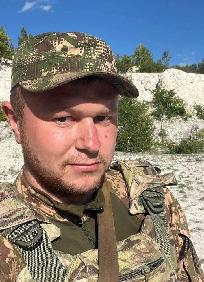 Yuriy-Theodor SOSNIVSKY